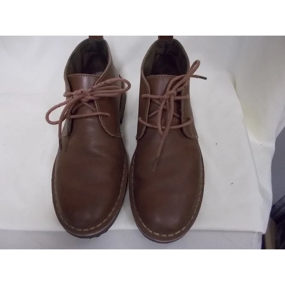 Magellan Outdoors Mens Brown Leather Chukka Boots Lace Up Desert Shoes